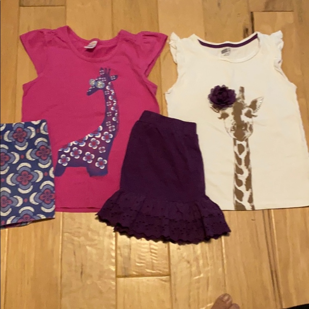 2 Giraffe outfits size 7-8 and 8